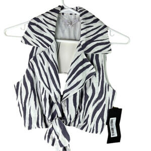 Olivacious Women's Sleeveless Collared Zebra Print Front Tie Cropped Top